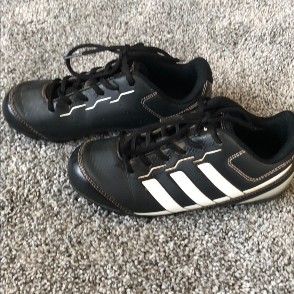 Adidas black and white baseball cleats